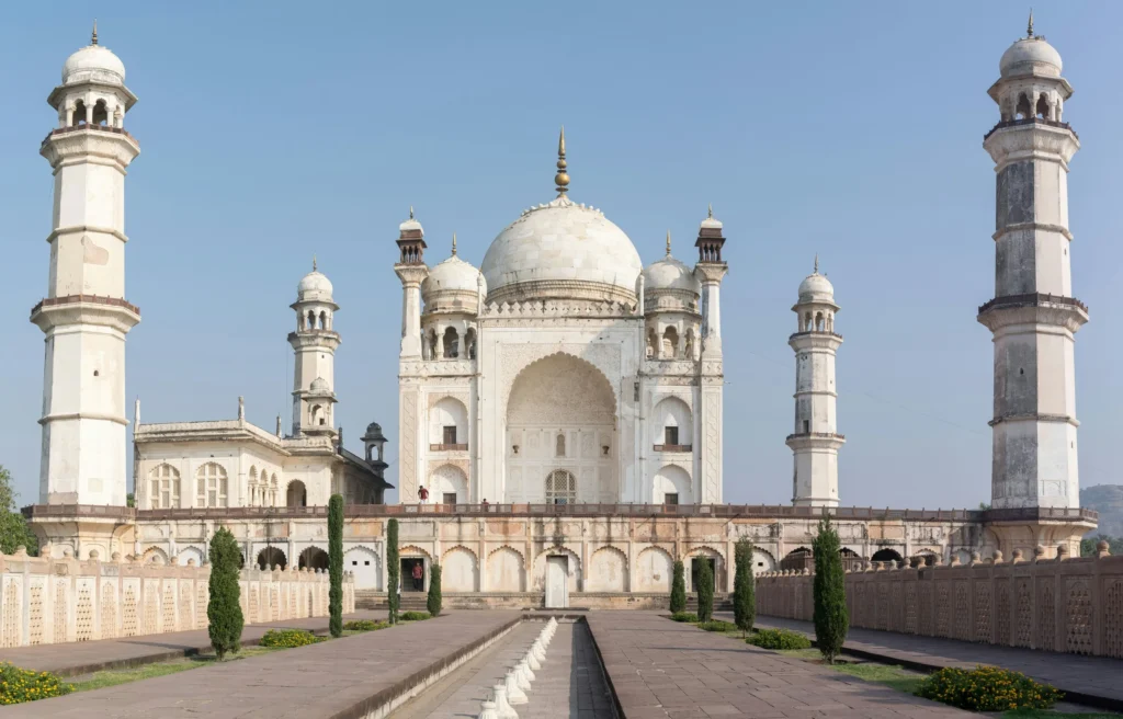 Bibi Ka Maqbara and its water channel, Aurangabad