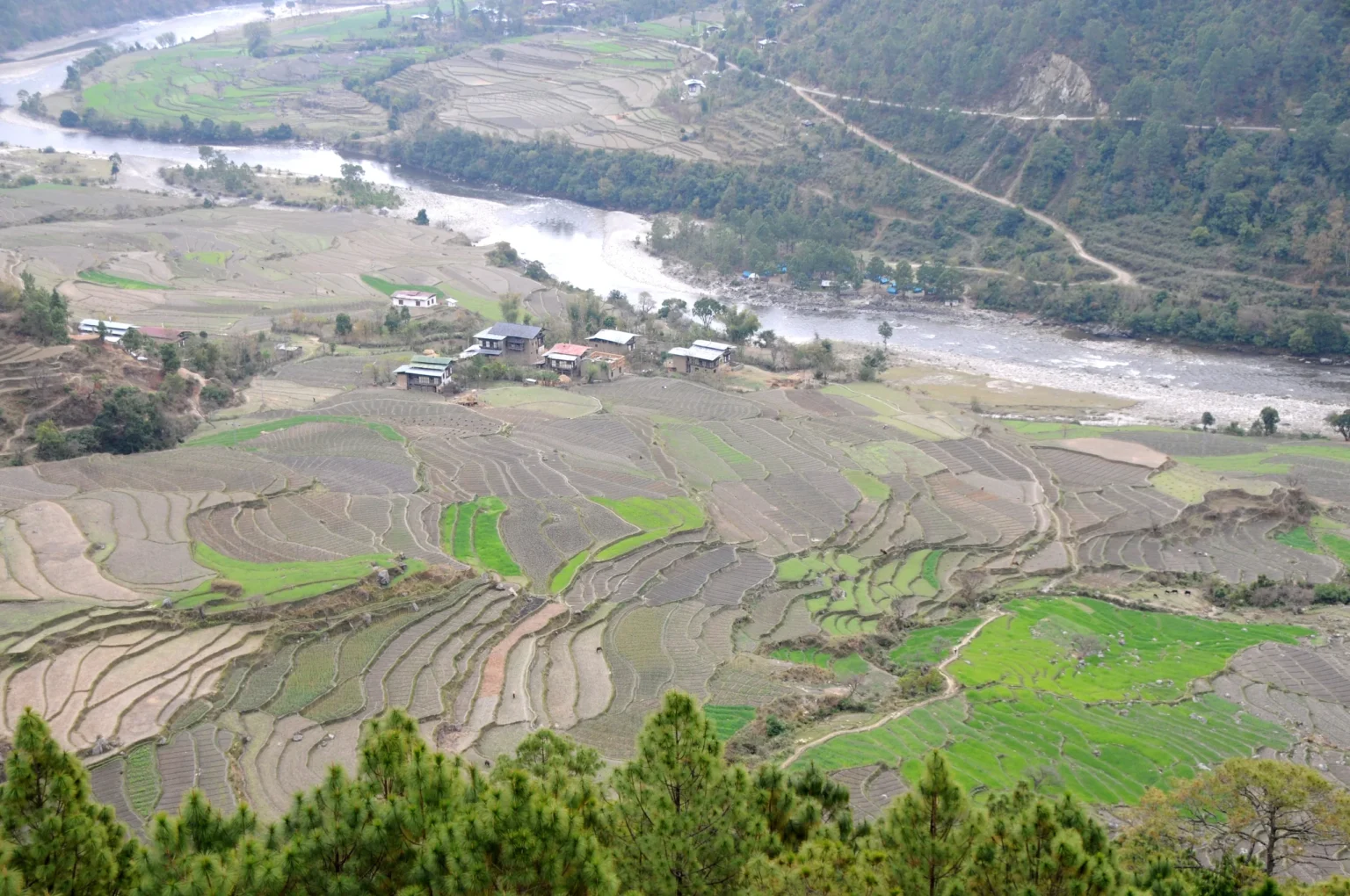 The Punakha valley seen from Khamsum Yulley Namgyal Chorten