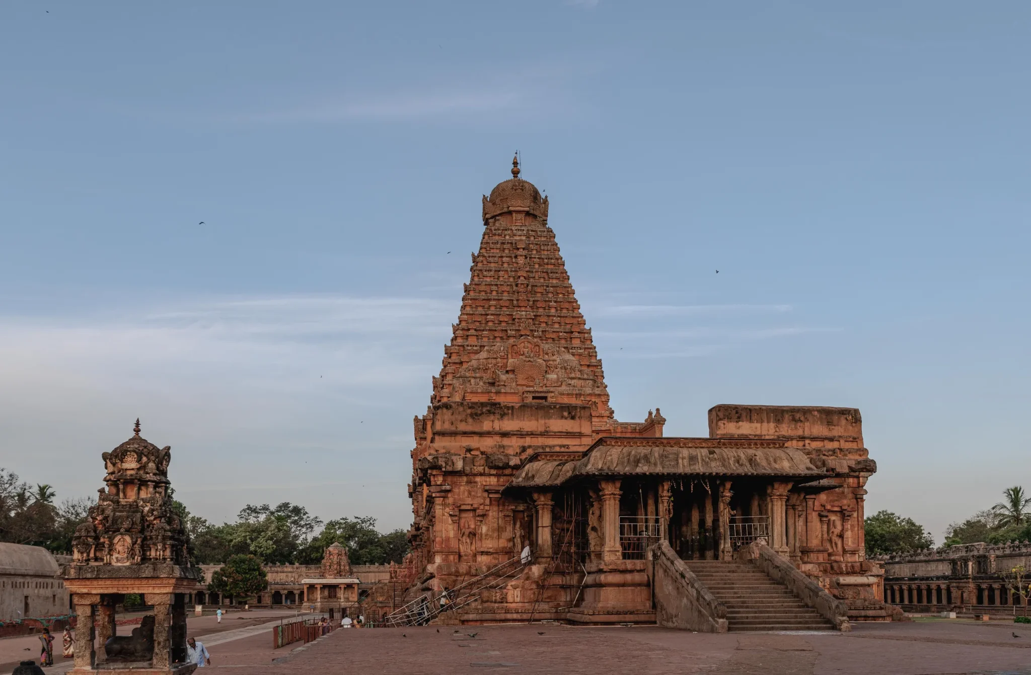 Brihadisvara Temple in Thanjavur at dawn, free of crowds